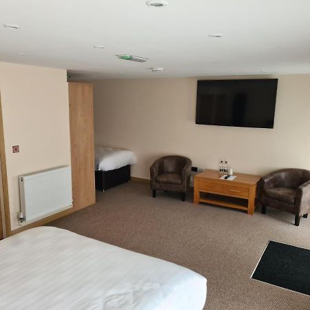 Briars Hall Hotel Burscough Екстер'єр фото