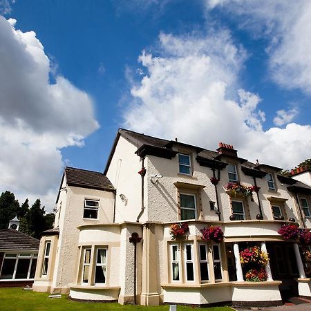 Briars Hall Hotel Burscough Екстер'єр фото