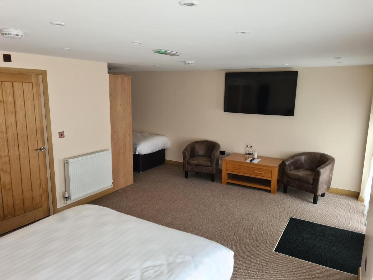 Briars Hall Hotel Burscough Екстер'єр фото