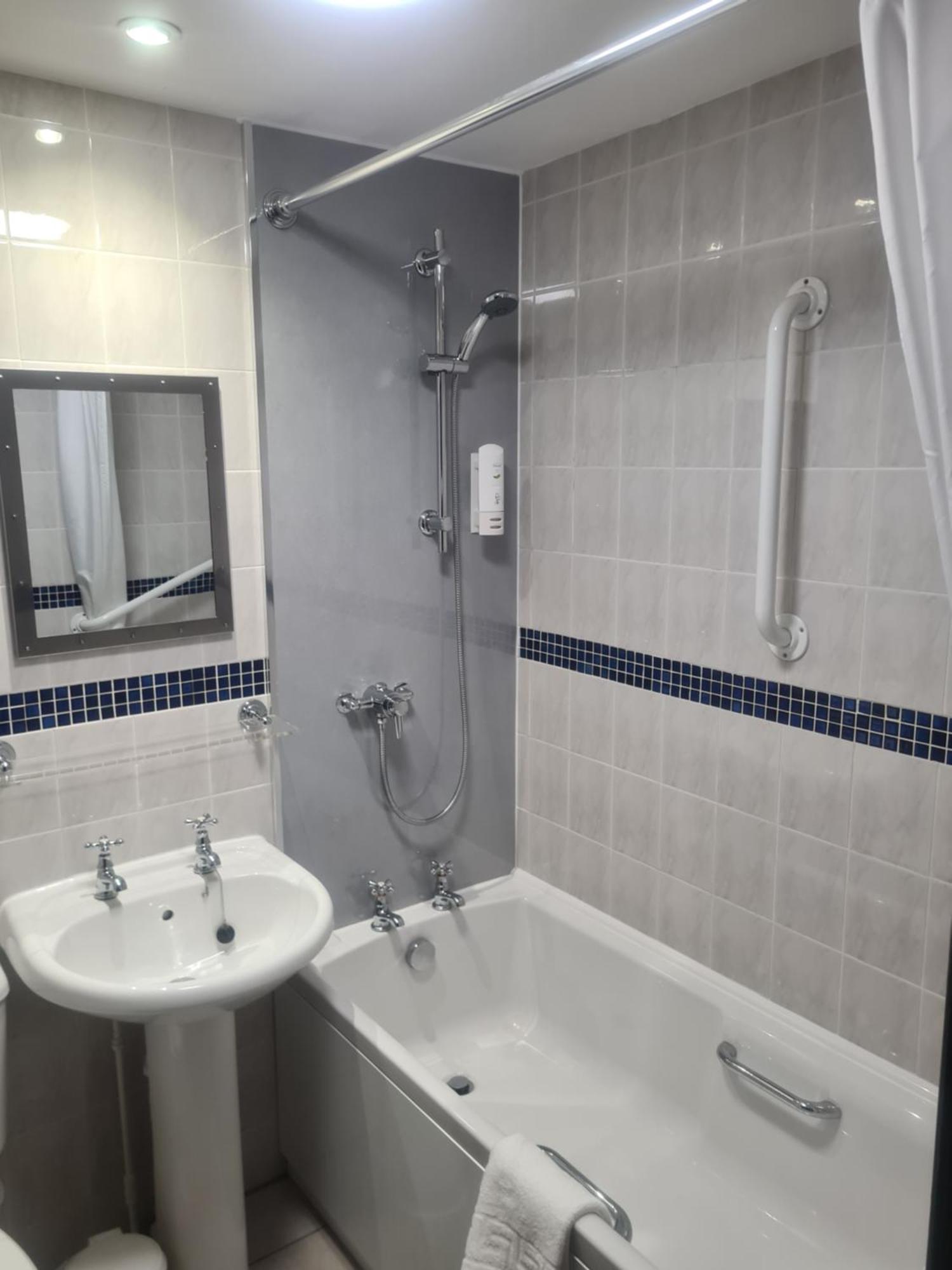 Briars Hall Hotel Burscough Екстер'єр фото